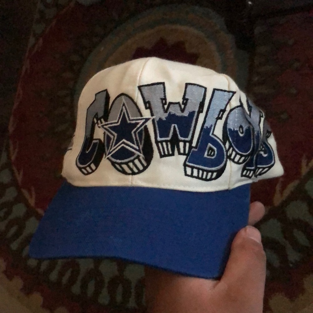 1990 Dallas cowboys hat in great condition rare